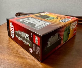 LEGO BRICKHEADZ: Signed Boba Fett and Han Solo in Carbonite (41498) NYCC 2017