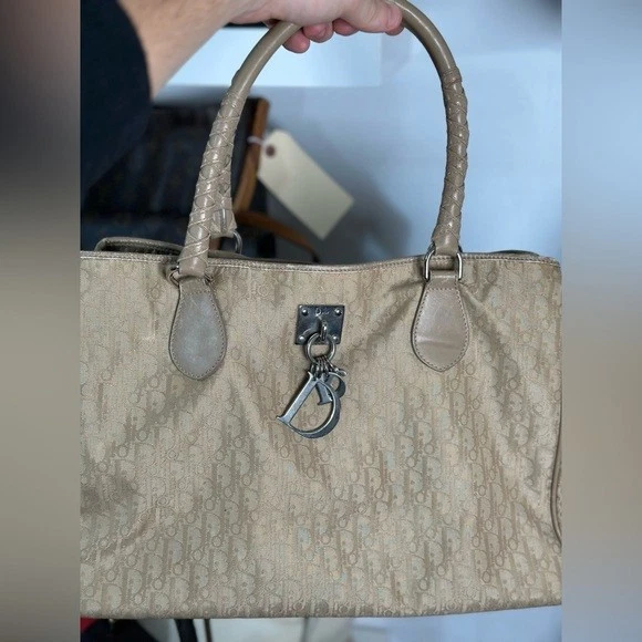 As Seen on Screen eBay Live Dior #004