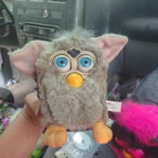 VTG 1999 Tiger Furby Electronics 70-800 Gray Fur Pink Ears Blue Eyes Toy