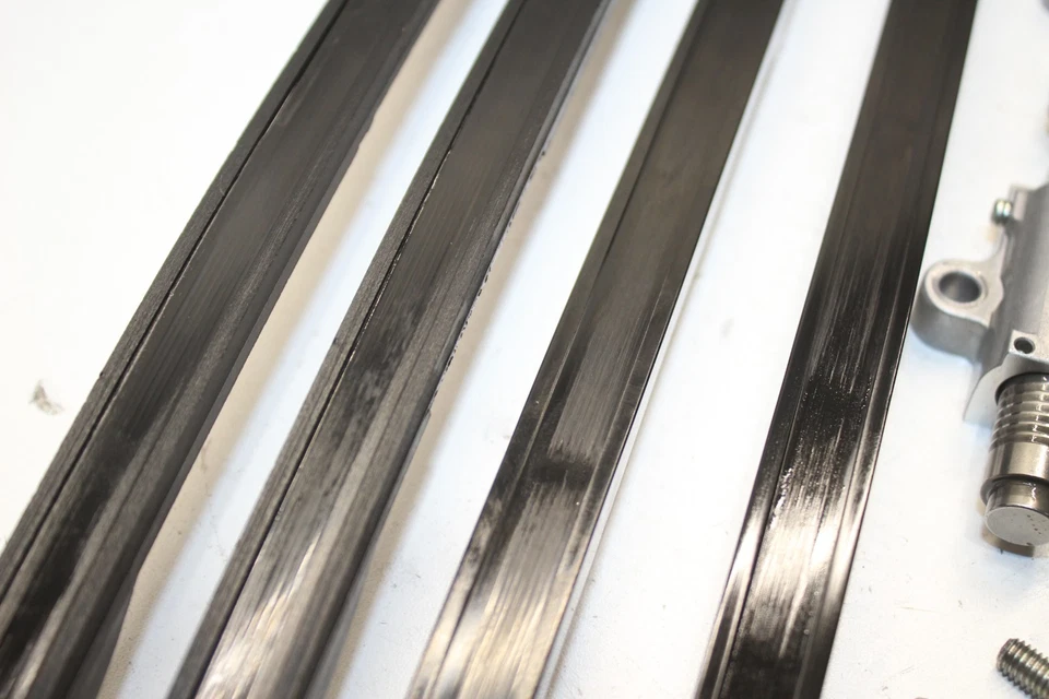 2010-2015 KAWASAKI VN 1700 VULCAN VOYAGER TIMING CHAIN TENSIONER GUIDE SET OEM - Image 4 of 4