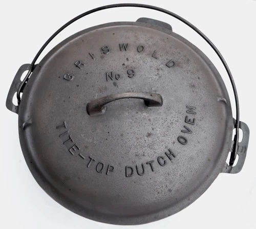 Griswold No. 9 Cast Iron Tite-Top Dutch Oven with Lid - Bail - Trivet / MTT