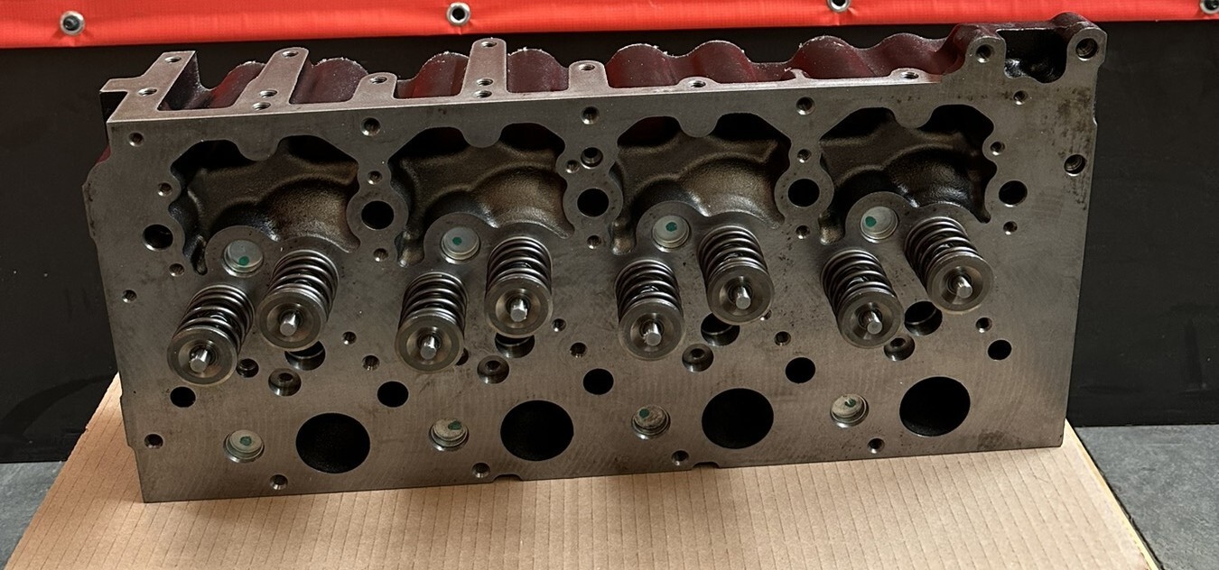 NEW HOLLAND CYLINDER HEAD FITS IVECO ENGINE(S) F5HFL463 F5DFL463 504389002
