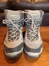 Hi-Tec Apex Lite Mid Women’s Lace Up Hiking Gray Boots 🥾 Missing 1 Hook 10M