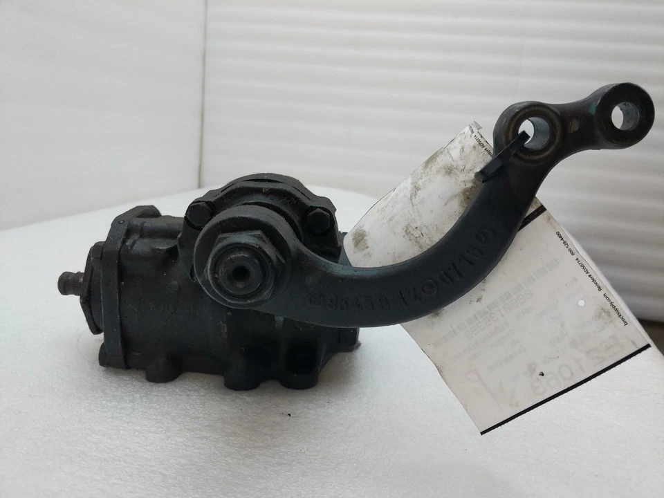 81 82 83 84 85 MERCEDES 380SLC engranaje de dirección asistida Foto 2 de 3