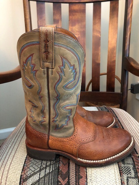 Ariat Men's Cowboy Boots Size Seldom Worn Style/10005037 Pre