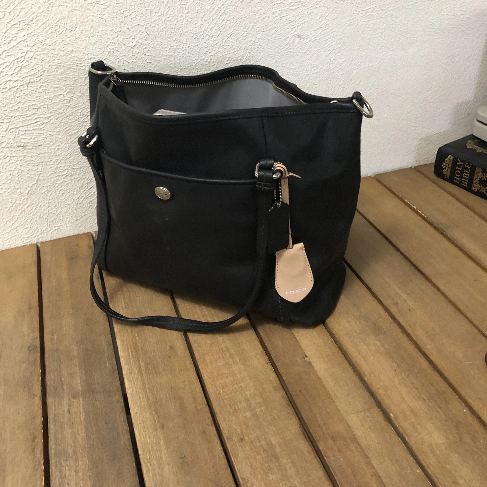 Borsa a tracolla Coach F25667 Peyton a grana incrociata in pelle tote tascabile nera in perfette condizioni