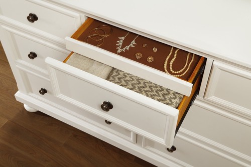 4 PC ANTIQUE WHITE KING FOOTBOARD STORAGE BED N/S DRESSER BEDROOM FURNITURE SET - Picture 7 of 24