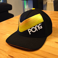Atari Pong Baseballkappe schwarz/gelb Mesh Snapback verstellbar bestickt
