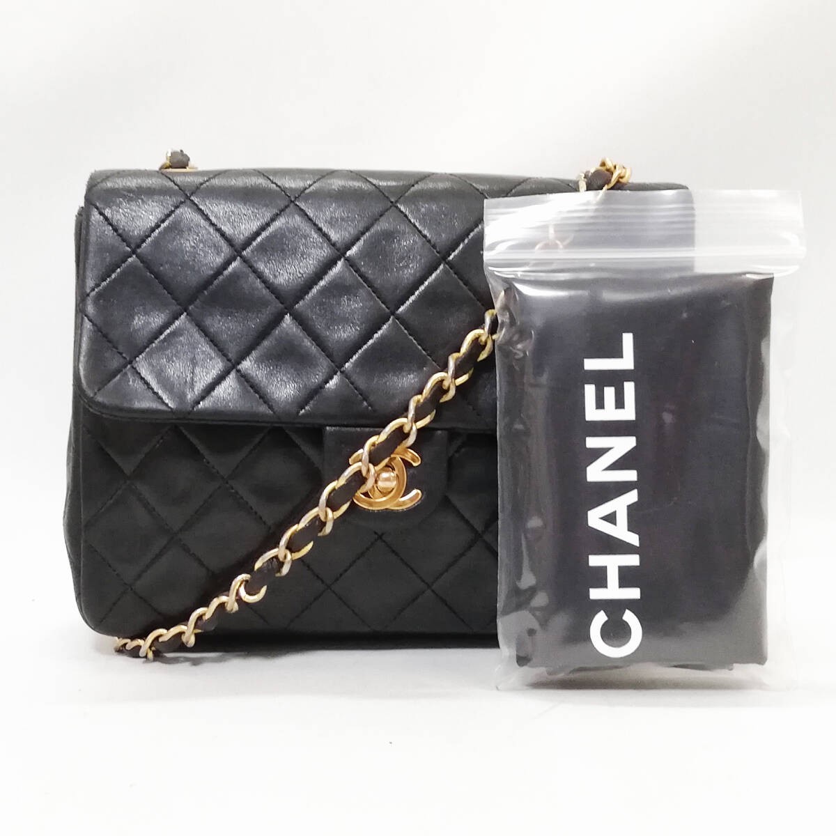 CHANEL Matelassé 20 Chain Shoulder Bag in Black Lambskin with Gold Hardware