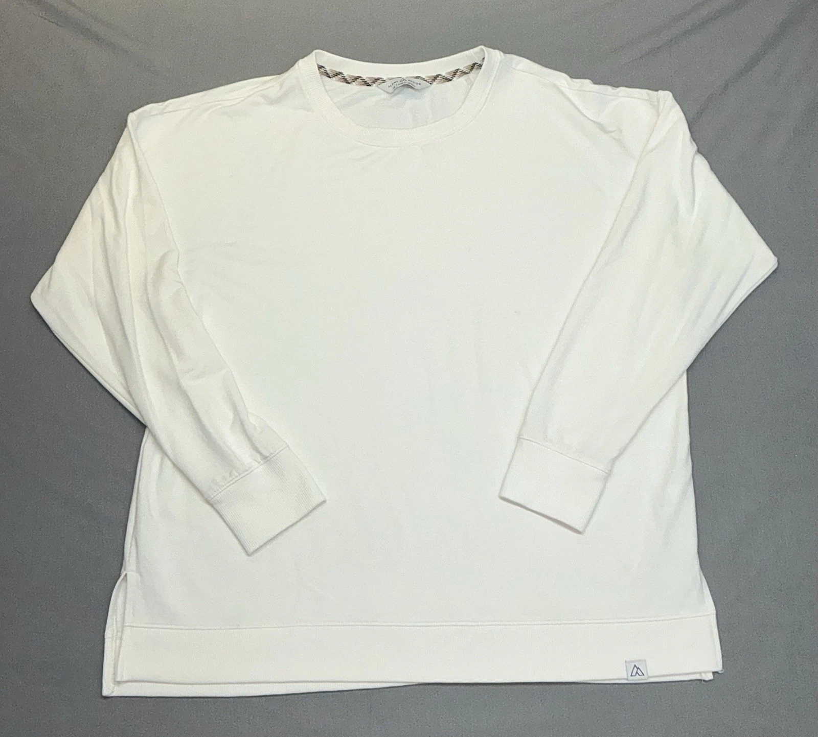 Alpine Design Long Sleeve Shirt Crew Neck UPF 50+ Men’s XL