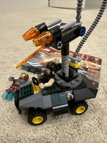 Lego Marvel Super Heroes Iron Man Vs. The Mandarin Ultimate Showdown 76008