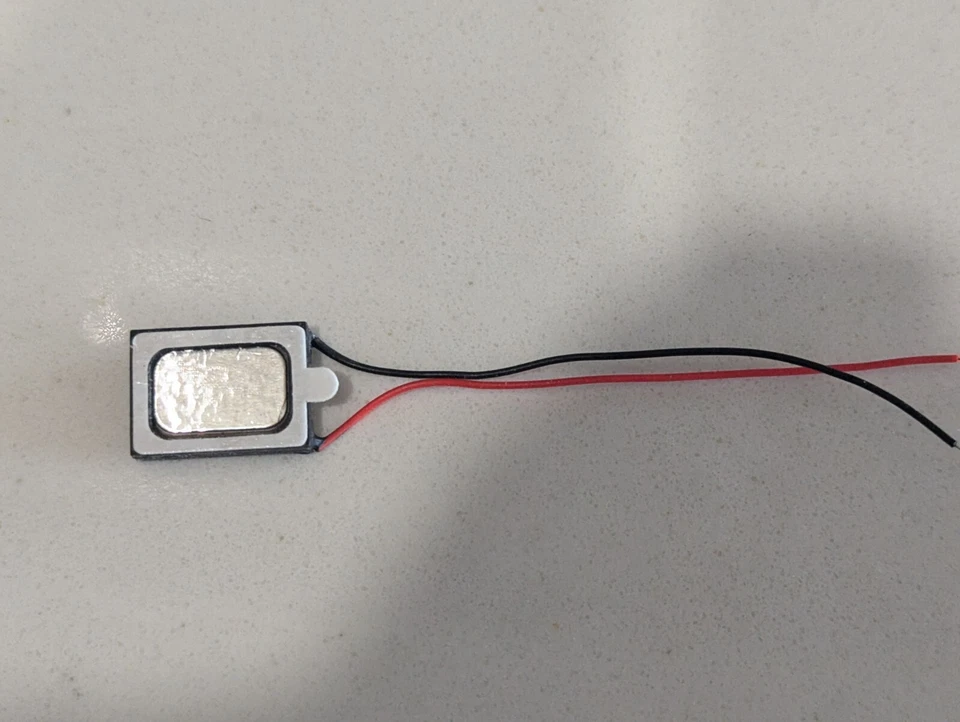 Altavoz Sugar Cube de 15x11 mm con deflectores de 6 mm, 3 mm, 1 mm para ESU y otros decodificadores Foto 2 de 2