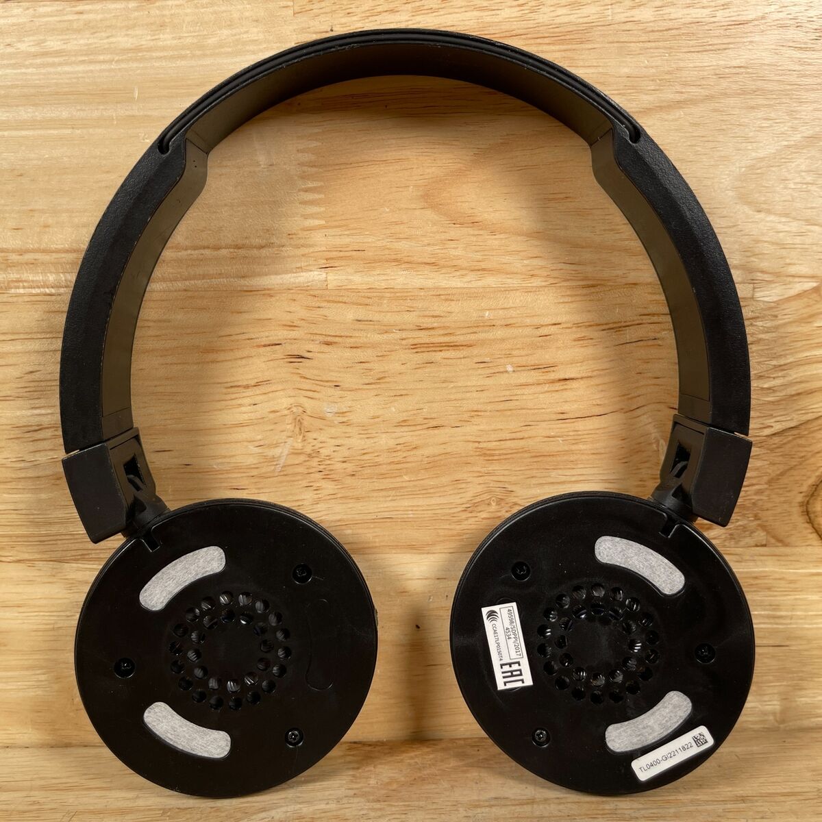 JBL Black Wireless Bluetooth Adjustable Headband Built-in JBL Black Wireless Bluetooth Adjustable Headband Built-in
