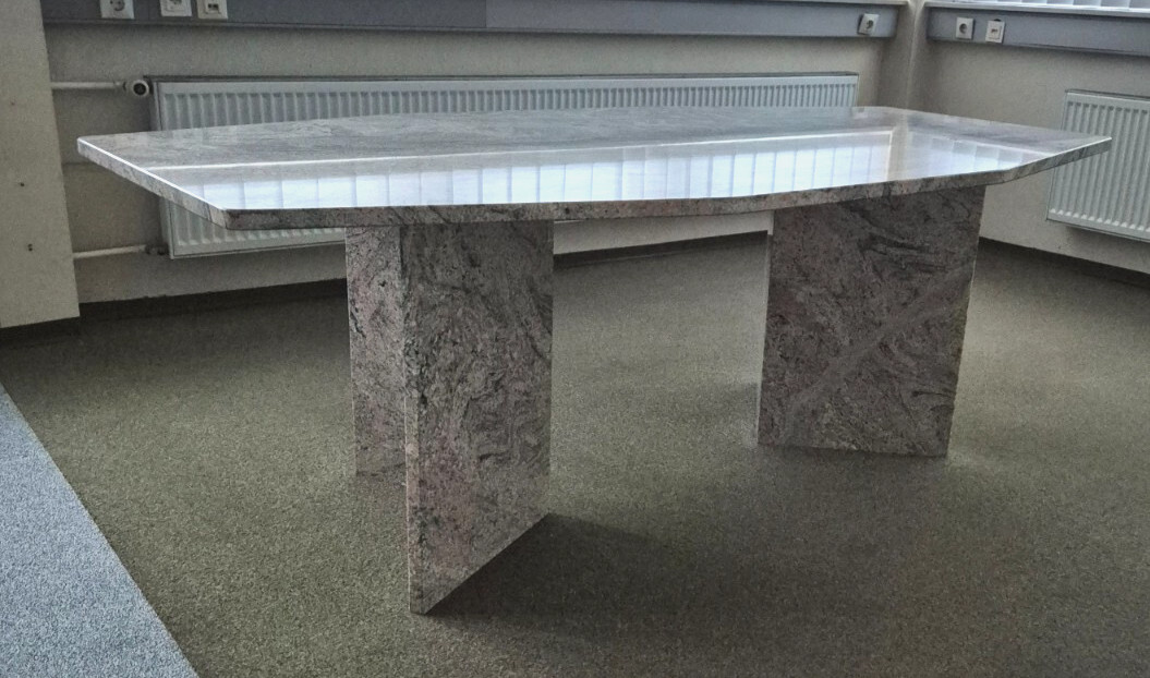 Granit Ess-/Besprechungtisch beige/anthrazit