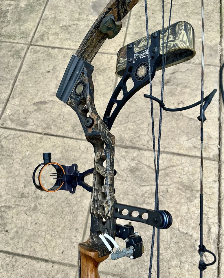 Mathews LX Solo Cam 27.5-28” 60-70# Sight Rest Quiver Stabilizer SMOOTH!! RH - Image 3 of 4