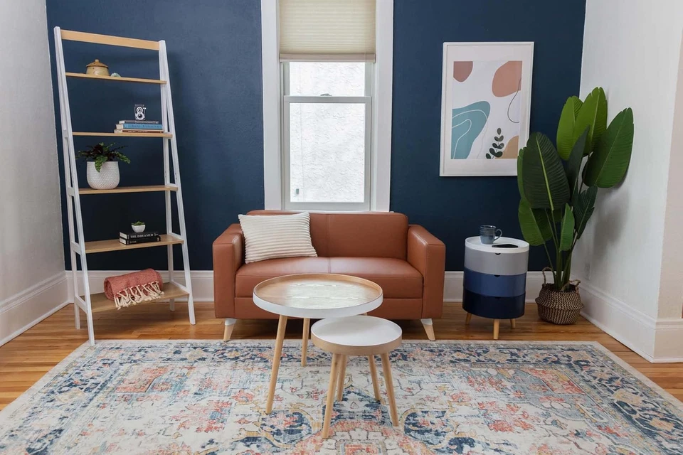 EC8998BL Five Tier Free Standing Ladder Shelfbookcase. Home, Bedroom and Office - Image 2 of 4