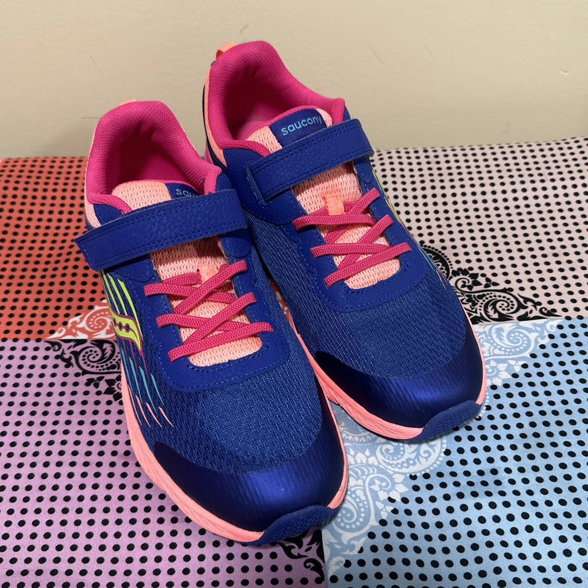 Saucony grid hotsell 3000 womens price