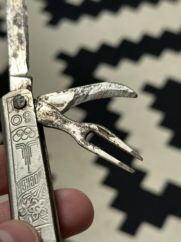 RUSSIA folding knife Moscow Olympics 1980 USSR VTG pocket knife bottle opener - Image 4 of 4