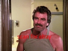 Magnum PI - Tom Selleck - Exclusive PHOTO 8x10 Rare FOTO 15720