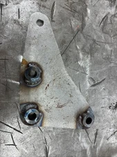 Fit For Jeep Cherokee XJ 84-01 Steering Gear Box Mount Bracket Spacer Plate New