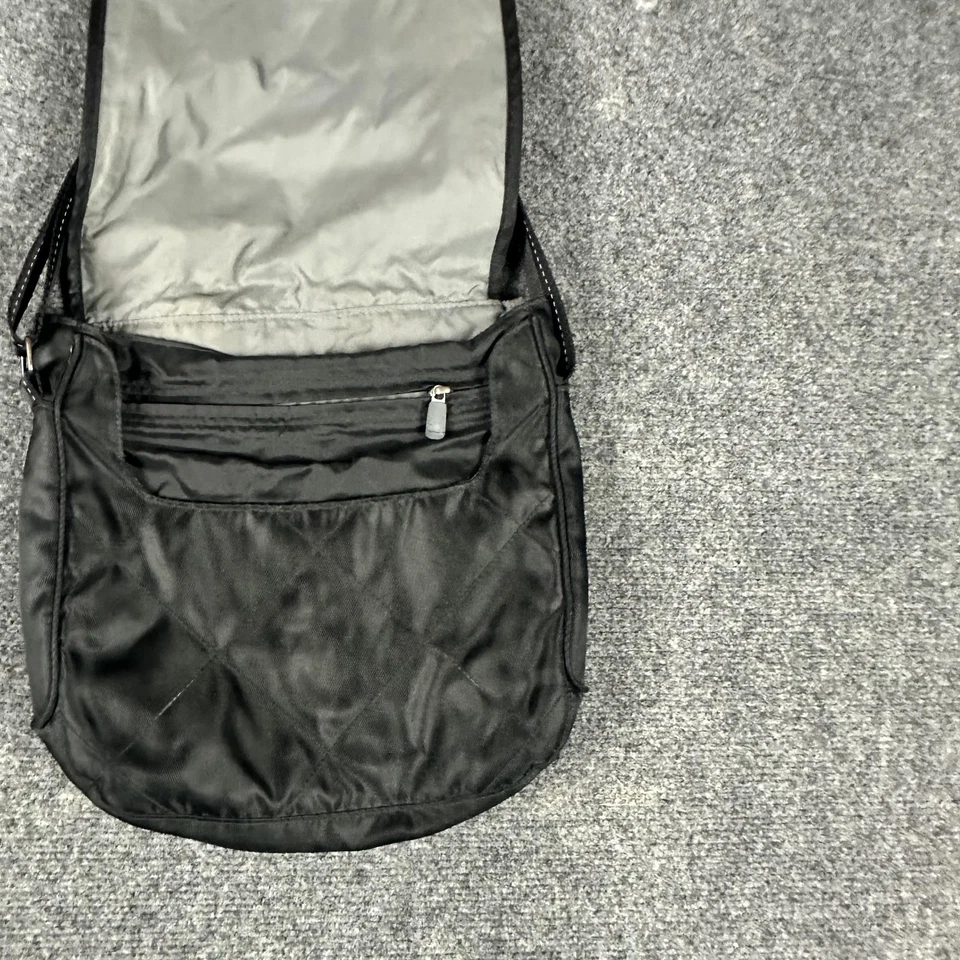 The North Face Quilted Messenger Bag Black Adjustable Strap Nylon Shoulder Purse - Image 2 of 4