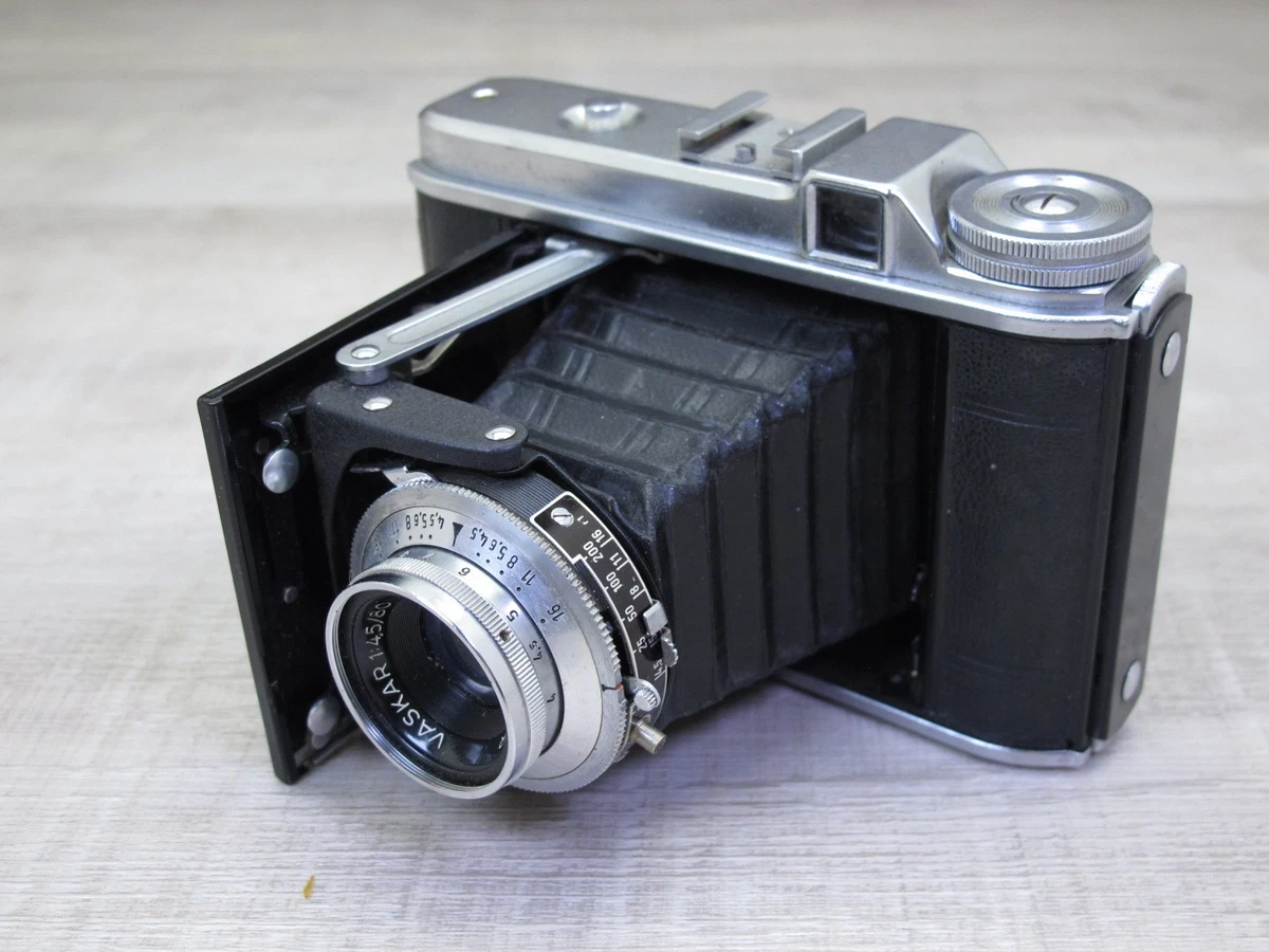Appareil Photo Pliant VOIGHTLÄNDER AVUS - Compur Skopar 1:4,5 F=13,5 Cm - Vintage