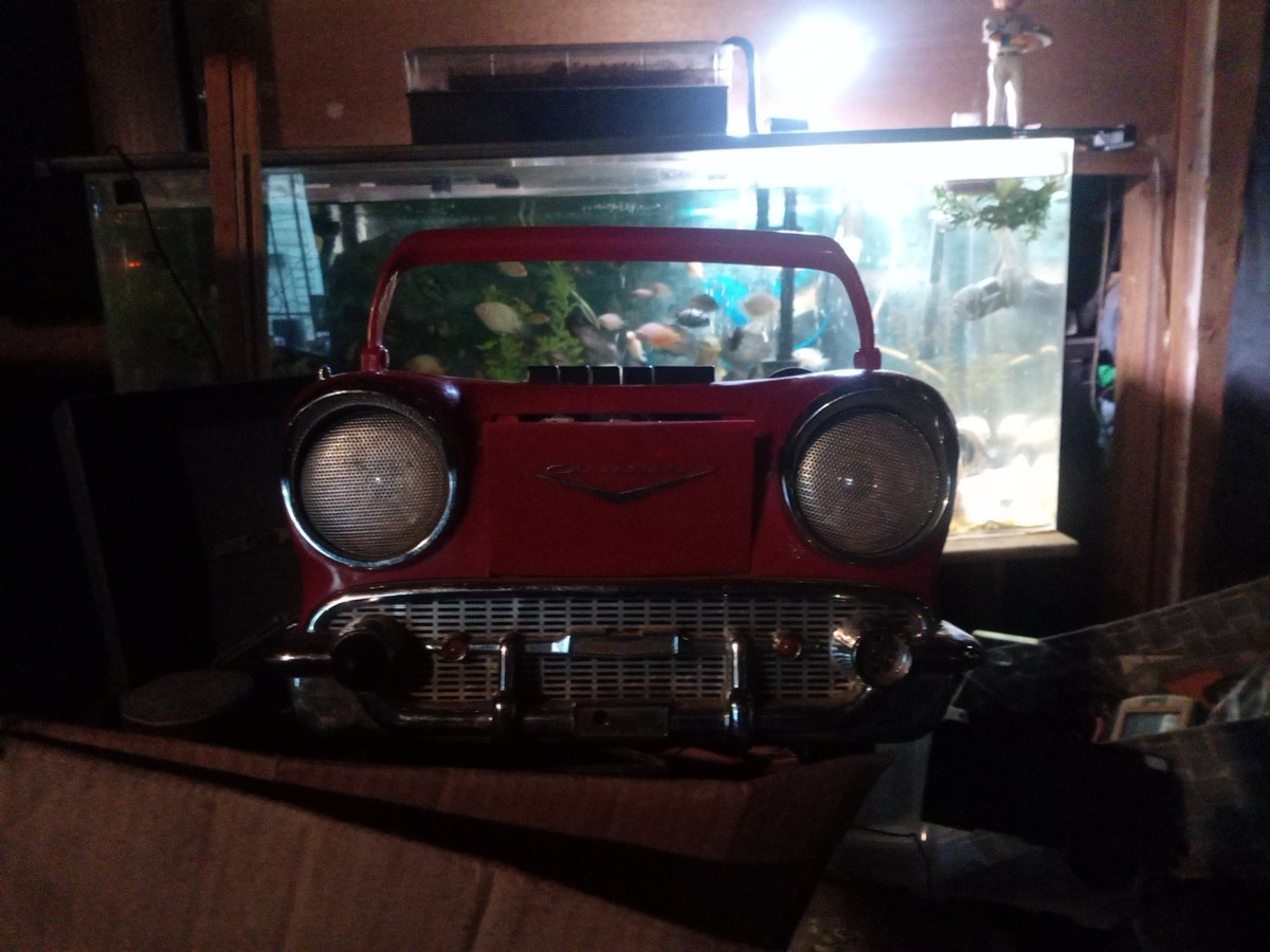 Chevy '57 CR-1957 Radio AM/FM Stereo Cassette Player by Randix