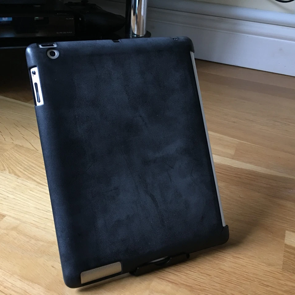 Apple iPad (3rd generation) · 64GB · Cellular, photo 3 of 5