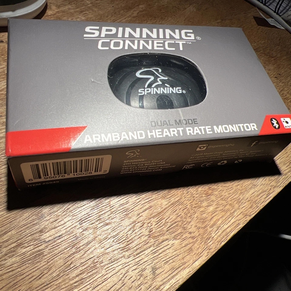Spinning® Connect ™ Dual Mode Armband Heart Rate Monitor - Image 3 of 4