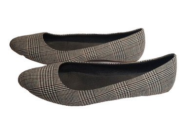 Kelly & Katie Women s ''Pirassa'' Ballet Flats SIZE 9.5M