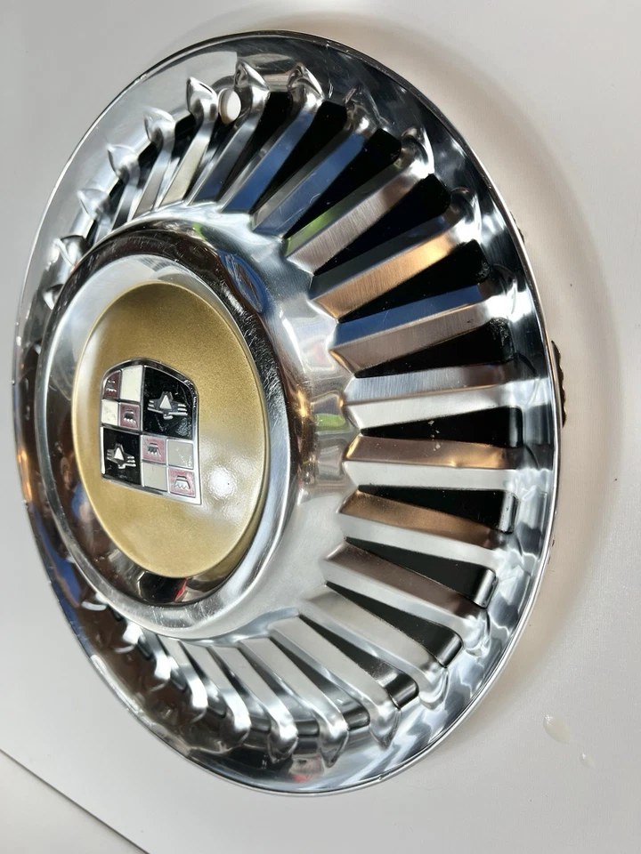 CALOTA VINTAGE 1957 1958 STUDEBAKER PRATA GOLDEN HAWK COMMANDER STARLINER Rara - Imagem 4 de 4