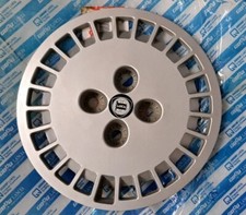 82432695 Borchia copricerchio da 13" lancia delta ('82-'86)