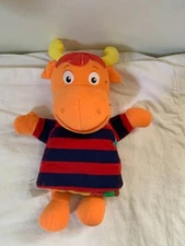 The Backyardigans MEET TYRONE Plush Toy Moose HAND PUPPET CLOTH BOOK NICK JR