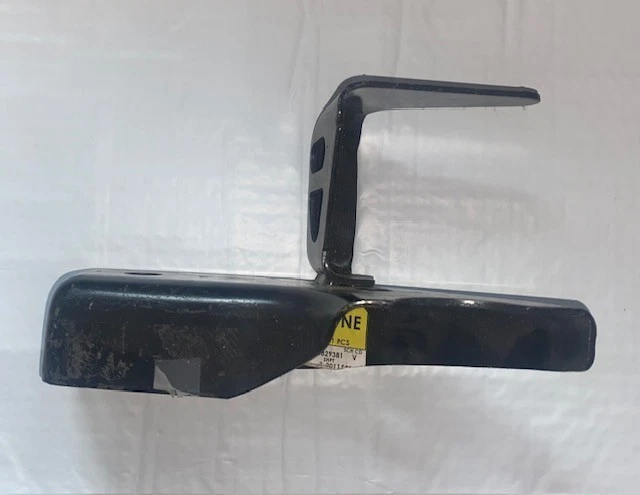 SOPORTE DE MONTAJE PARA PARACHOQUES DELANTERO GM ORIGINAL 1994-1997 DERECHO, NÚMERO DE PIEZA 1254-8281 Foto 3 de 4