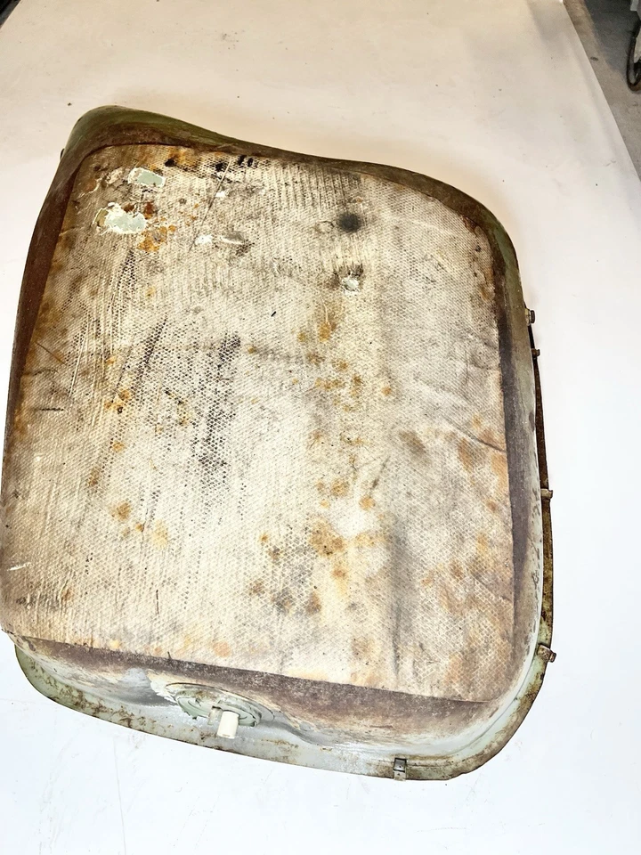 84 JAGUAR XJ6 XJ12 TANQUE DE COMBUSTIBLE SERIE 3 2 4.2 DIESTRO GAS DERECHO CAC55231 74K micrófonos Foto 2 de 4