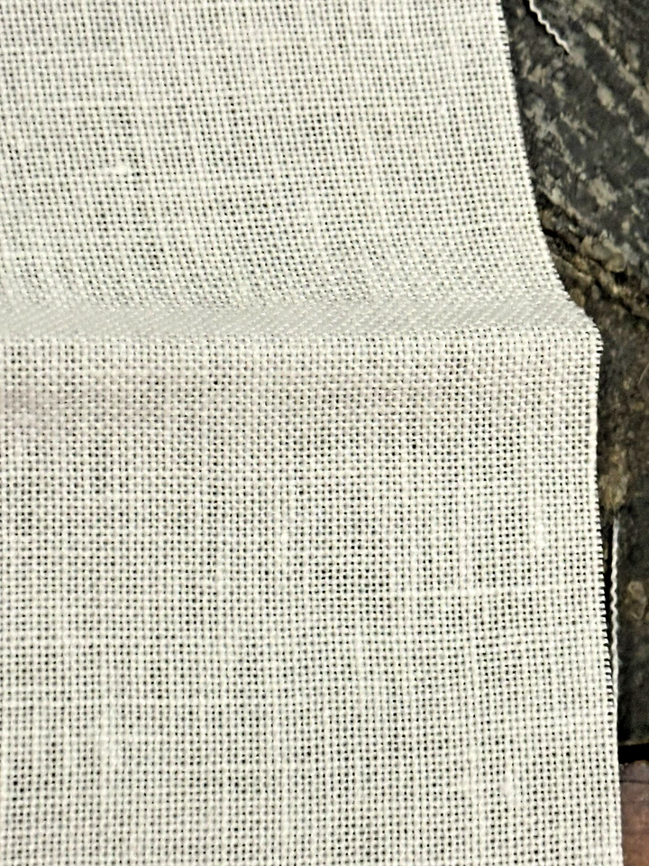 32 count ATTIC LACE hand dyed linen from Lakeside Linens 13 X 18" - Image 3 of 4