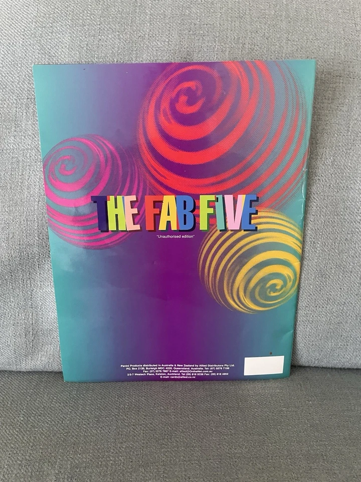 Spice Girls THE FAB FIVE 1997 Panini Collectable Sticker Book Magazine RARE - Image 2 of 4