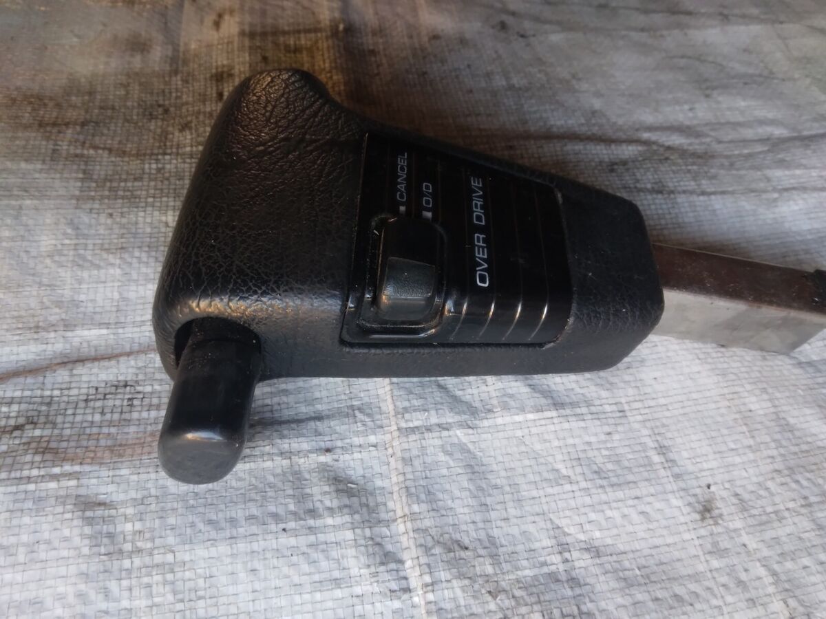 Nissan 300ZX Z31 automatic transmission shift shifter level Nissan 300ZX Z31 automatic transmission shift shifter level
