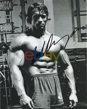 ARNOLD SCHWARZENEGGER AUTOGRAPHED 8X10 SIGNED PHOTO REPRINT