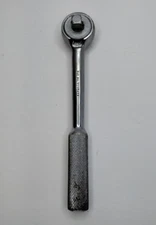 S-K Wayne 3/8" Drive Reversible Roundhead Ratchet 45170 Made In USA Knurl Grip