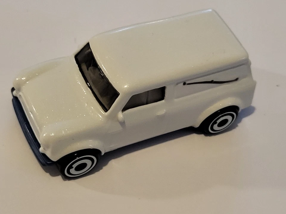 Hot Wheels obtén las imágenes que quieras en este 67 AUSTIN Personalizado COCHE hecho a pedido Foto 4 de 4