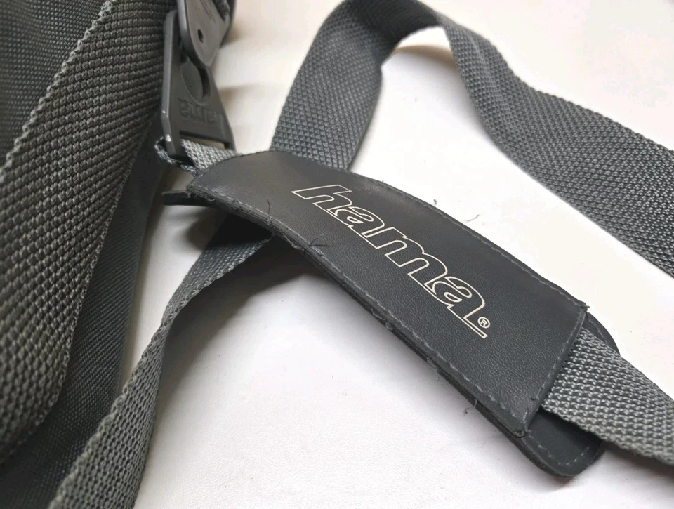 Hama Camera Bag Grey Padded Medium with Strap - Image 3 of 4