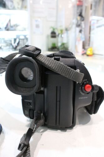 Sony PAL CCD-TR512E PAL HI8 8mm Video8 Camcorder VCR Player Video Transfer - Picture 14 of 24
