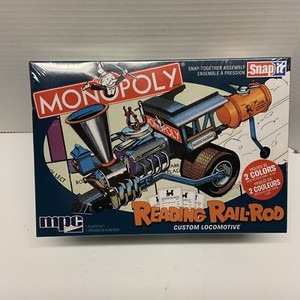 MPC 1:25 Monopoly Reading Rail Rod Custom Locomotive Plastic Model Kit MPC945