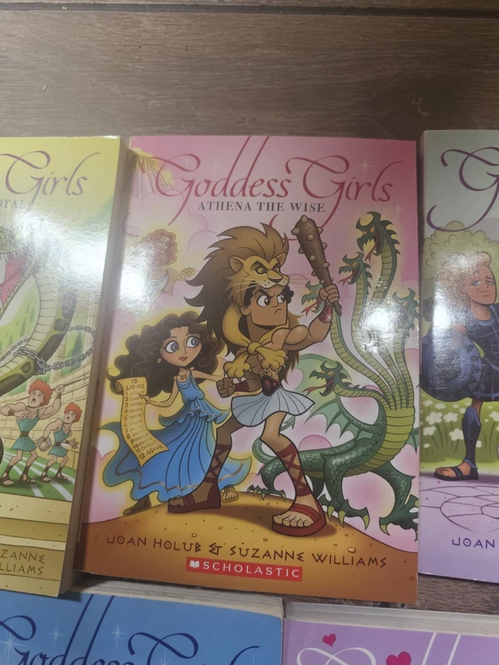 Lot-7 Goddess Girls paperback books-Joan Holub/Suzanne Williams-Scholastic Foto 4 de 4