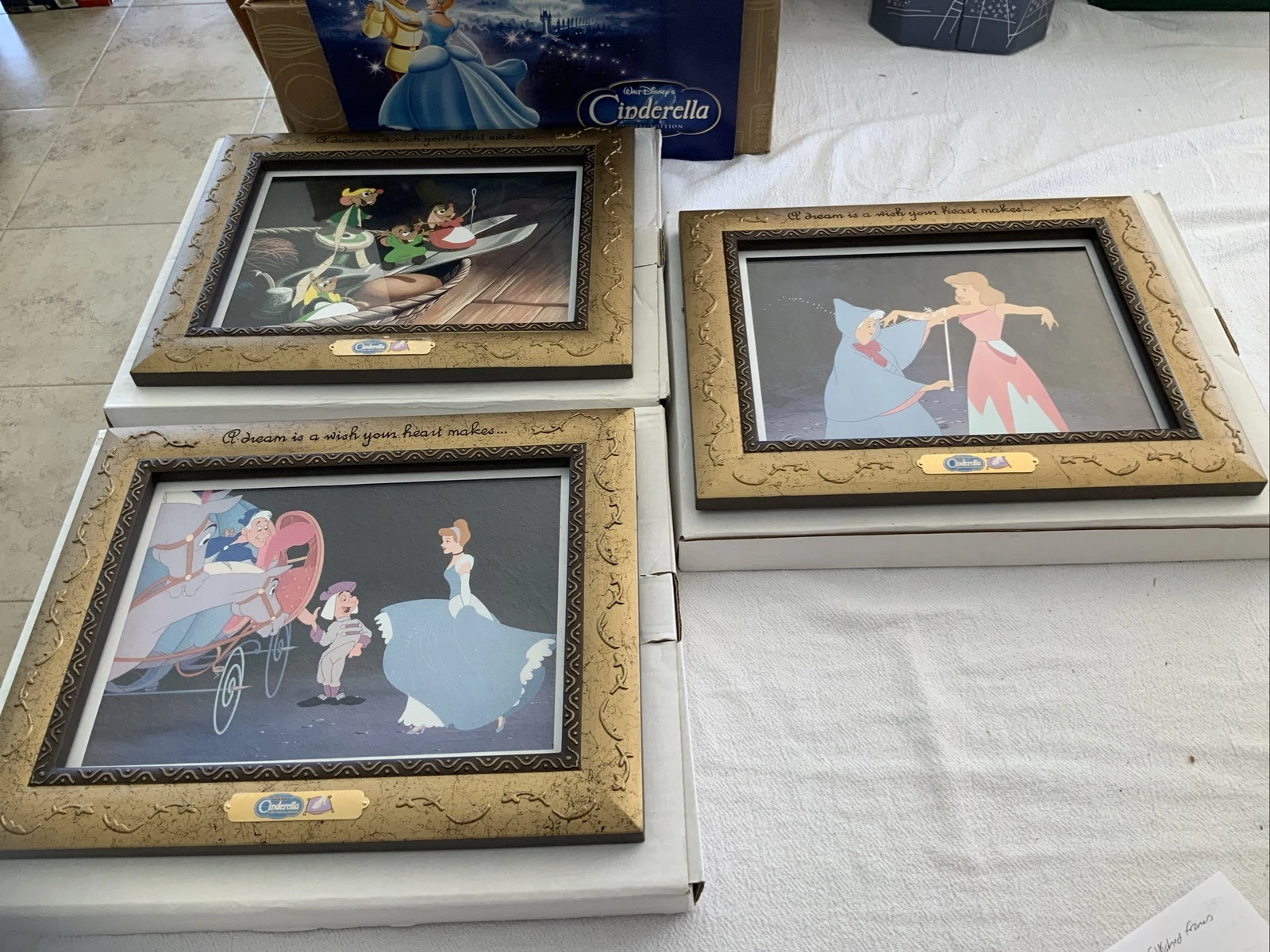 Cinderella 4 Etched Frames w/ Lithos “A Dream is a Wish Your Heart Makes” & Pin