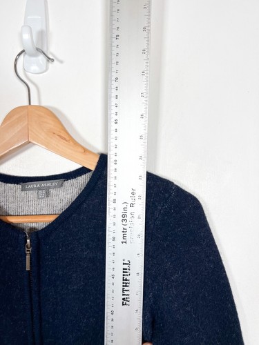Cardigan donna Laura Ashley taglia 10 blu navy maglia lana tasche zip intera - Foto 7 di 11