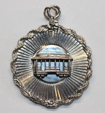 VINTAGE CREA STERLING 3D SAN FRANCISCO CABLE CAR GOLDEN GATE BRIDGE CHARM