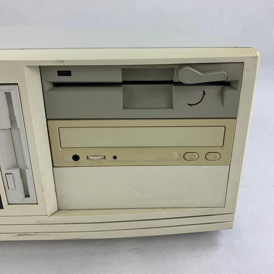 CTM Vintage Computer Desktop Barebones Case w/ Power Supply - Image 4 of 4