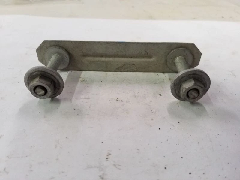 Pernos y clip de montaje de relé de bomba de combustible | Se adapta a 11 12 13 14 15 16 Ford F250 F350 Foto 2 de 4